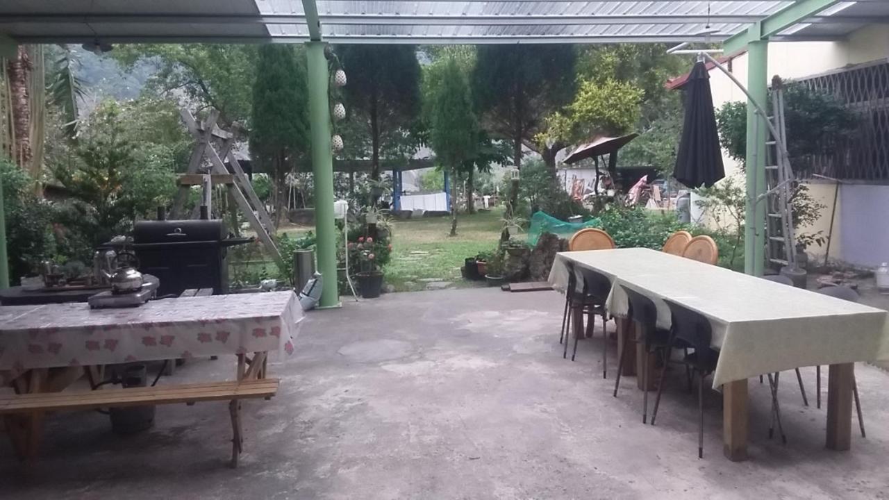 Niuniu & Meng Ka Homestay Liugui Exterior photo
